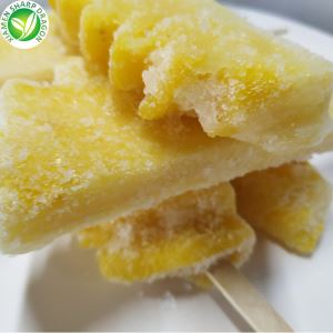 Peeling ananasbitar
